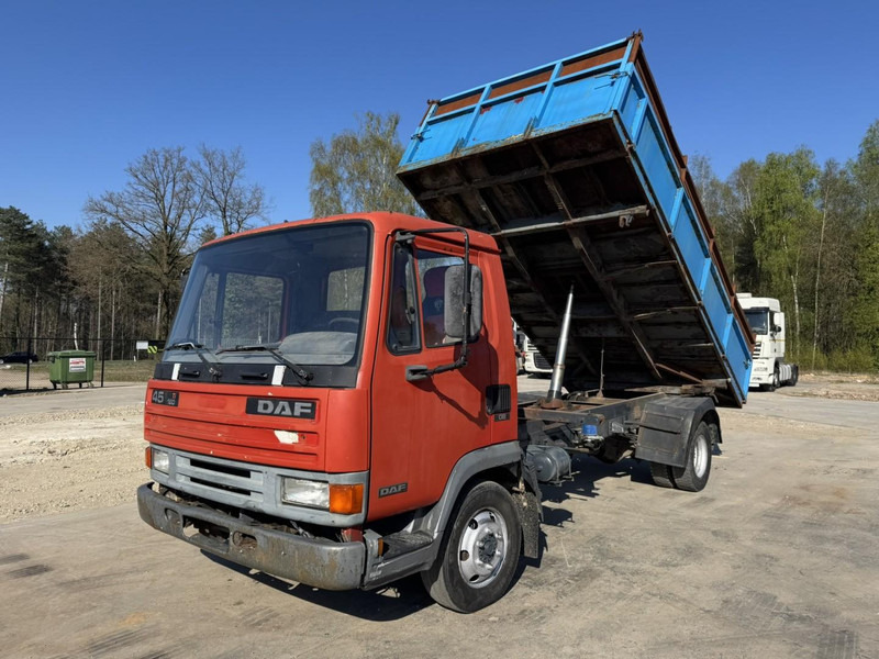 DAF 45 ATI 160 (FULL STEEL SUSPENSION / MANUAL PUMP / EURO 2) - Kippiauto kuorma-auto: kuva DAF 45 ATI 160 (FULL STEEL SUSPENSION / MANUAL PUMP / EURO 2) - Kippiauto kuorma-auto DAF 45 ATI 160 (FULL STEEL SUSPENSION / MANUAL PUMP / EURO 2) - Kippiauto kuorma-auto: kuva DAF 45 ATI 160 (FULL STEEL SUSPENSION / MANUAL PUMP / EURO 2) - Kippiauto kuorma-auto