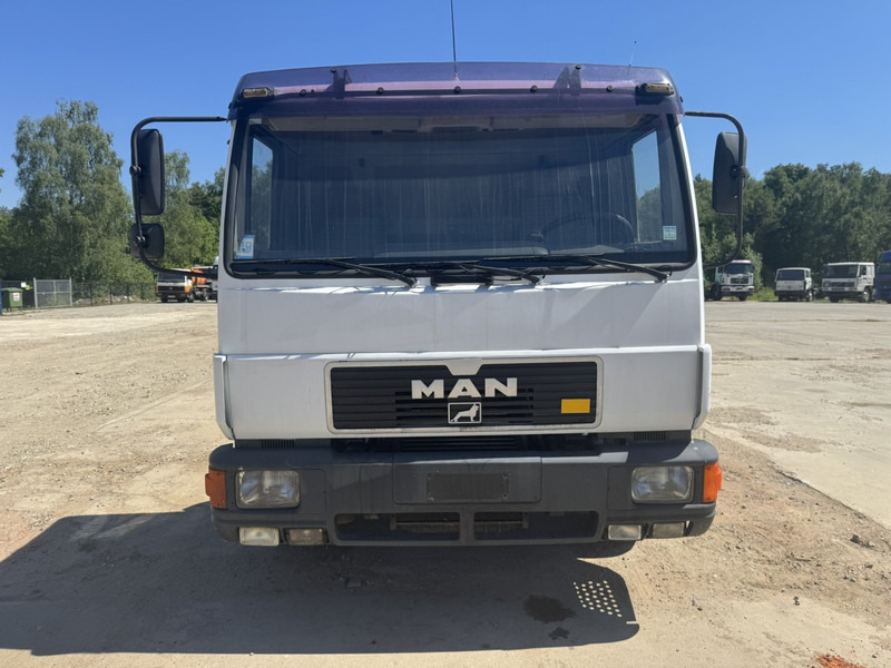 MAN 12.224 (MANUAL GEARBOX / EURO 2 / BELGIAN TRUCK IN GOOD CONDITION !!!) - Kuorma-auto alusta: kuva MAN 12.224 (MANUAL GEARBOX / EURO 2 / BELGIAN TRUCK IN GOOD CONDITION !!!) - Kuorma-auto alusta MAN 12.224 (MANUAL GEARBOX / EURO 2 / BELGIAN TRUCK IN GOOD CONDITION !!!) - Kuorma-auto alusta: kuva MAN 12.224 (MANUAL GEARBOX / EURO 2 / BELGIAN TRUCK IN GOOD CONDITION !!!) - Kuorma-auto alusta