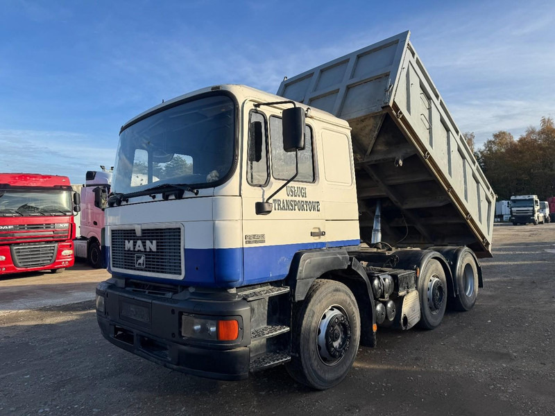 MAN 22.403 (MANUAL GEARBOX / 6 CYLINDER / 8 TIRES / 6X2) - Kippiauto kuorma-auto: kuva MAN 22.403 (MANUAL GEARBOX / 6 CYLINDER / 8 TIRES / 6X2) - Kippiauto kuorma-auto MAN 22.403 (MANUAL GEARBOX / 6 CYLINDER / 8 TIRES / 6X2) - Kippiauto kuorma-auto: kuva MAN 22.403 (MANUAL GEARBOX / 6 CYLINDER / 8 TIRES / 6X2) - Kippiauto kuorma-auto