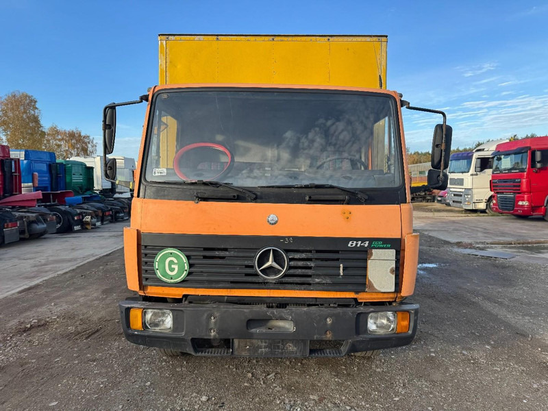 Mercedes-Benz SK 814 (STEEL SUSPENSION & MANUAL GEARBOX / SUSPENSION LAMES & BOITE MANUELLE) - Umpikori kuorma-auto: kuva Mercedes-Benz SK 814 (STEEL SUSPENSION & MANUAL GEARBOX / SUSPENSION LAMES & BOITE MANUELLE) - Umpikori kuorma-auto Mercedes-Benz SK 814 (STEEL SUSPENSION & MANUAL GEARBOX / SUSPENSION LAMES & BOITE MANUELLE) - Umpikori kuorma-auto: kuva Mercedes-Benz SK 814 (STEEL SUSPENSION & MANUAL GEARBOX / SUSPENSION LAMES & BOITE MANUELLE) - Umpikori kuorma-auto