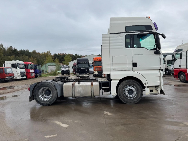 MAN TGX 18.440 (MANUAL GEARBOX / BOITE MANUELLE / PTO / HYDRAULIQUE POUR BENNE) - Vetopöytäauto: kuva MAN TGX 18.440 (MANUAL GEARBOX / BOITE MANUELLE / PTO / HYDRAULIQUE POUR BENNE) - Vetopöytäauto MAN TGX 18.440 (MANUAL GEARBOX / BOITE MANUELLE / PTO / HYDRAULIQUE POUR BENNE) - Vetopöytäauto: kuva MAN TGX 18.440 (MANUAL GEARBOX / BOITE MANUELLE / PTO / HYDRAULIQUE POUR BENNE) - Vetopöytäauto