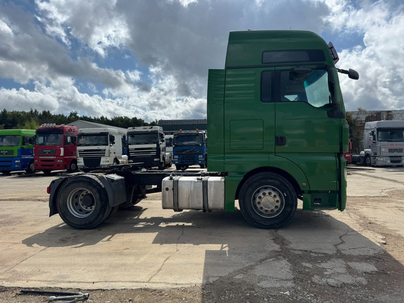 MAN TGX 18.440 (MANUAL GEARBOX / BOITE MANUELLE / RETARDER) - Vetopöytäauto: kuva MAN TGX 18.440 (MANUAL GEARBOX / BOITE MANUELLE / RETARDER) - Vetopöytäauto MAN TGX 18.440 (MANUAL GEARBOX / BOITE MANUELLE / RETARDER) - Vetopöytäauto: kuva MAN TGX 18.440 (MANUAL GEARBOX / BOITE MANUELLE / RETARDER) - Vetopöytäauto