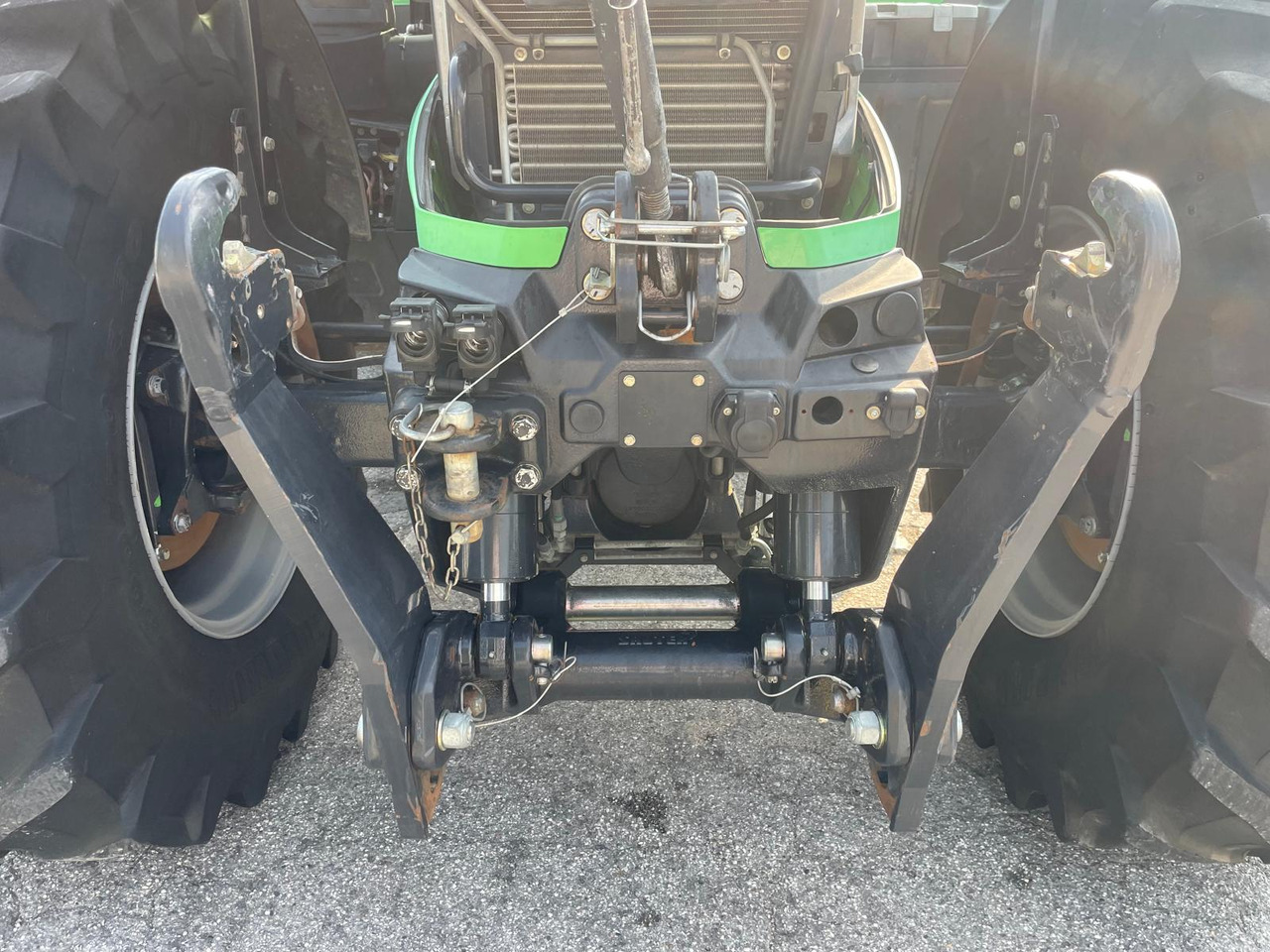 DEUTZ-FAHR AGROTRON 7250 TTV - Traktori: kuva DEUTZ-FAHR AGROTRON 7250 TTV - Traktori DEUTZ-FAHR AGROTRON 7250 TTV - Traktori: kuva DEUTZ-FAHR AGROTRON 7250 TTV - Traktori