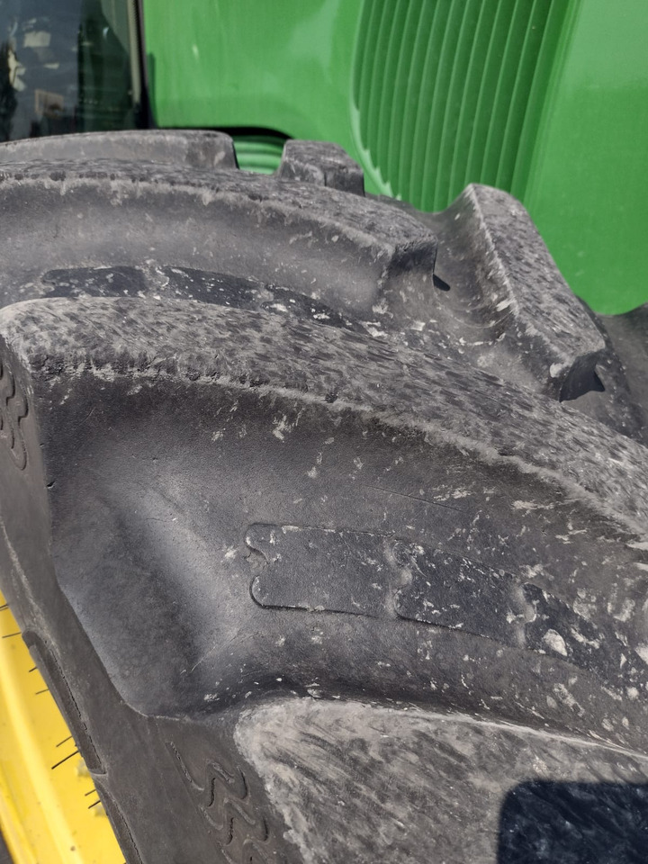 JOHN DEERE 6520 PREMIUM - Traktori: kuva JOHN DEERE 6520 PREMIUM - Traktori JOHN DEERE 6520 PREMIUM - Traktori: kuva JOHN DEERE 6520 PREMIUM - Traktori