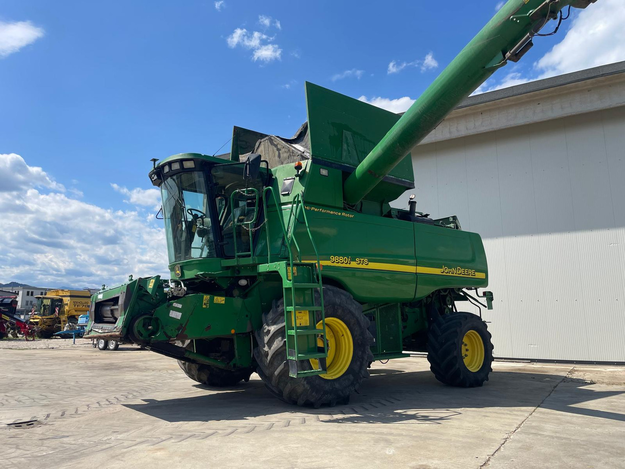 JOHN DEERE MIETITREBBIA STS 9880 - Leikkuupuimuri: kuva JOHN DEERE MIETITREBBIA STS 9880 - Leikkuupuimuri JOHN DEERE MIETITREBBIA STS 9880 - Leikkuupuimuri: kuva JOHN DEERE MIETITREBBIA STS 9880 - Leikkuupuimuri