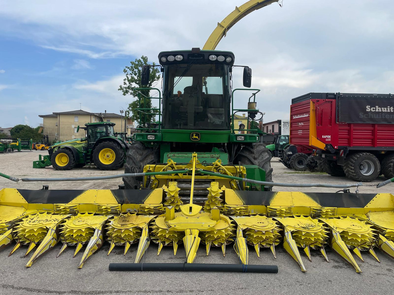 JOHN DEERE TRINCIA 7950 - Itsekulkeva silppuri: kuva JOHN DEERE TRINCIA 7950 - Itsekulkeva silppuri JOHN DEERE TRINCIA 7950 - Itsekulkeva silppuri: kuva JOHN DEERE TRINCIA 7950 - Itsekulkeva silppuri