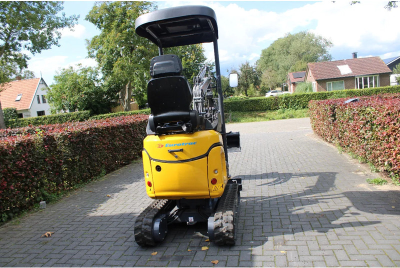 Eurotrac HE 12 servo - Minikuormaaja: kuva Eurotrac HE 12 servo - Minikuormaaja Eurotrac HE 12 servo - Minikuormaaja: kuva Eurotrac HE 12 servo - Minikuormaaja