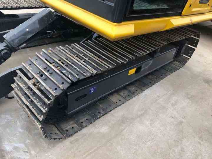 Leasing  Cheap Used Komatsu PC70-8 Crawler Excavator with High Efficiency Used Heavy Machinery Komatsu PC70-8 Digger Cheap for Sale Cheap Used Komatsu PC70-8 Crawler Excavator with High Efficiency Used Heavy Machinery Komatsu PC70-8 Digger Cheap for Sale: kuva Leasing  Cheap Used Komatsu PC70-8 Crawler Excavator with High Efficiency Used Heavy Machinery Komatsu PC70-8 Digger Cheap for Sale Cheap Used Komatsu PC70-8 Crawler Excavator with High Efficiency Used Heavy Machinery Komatsu PC70-8 Digger Cheap for Sale