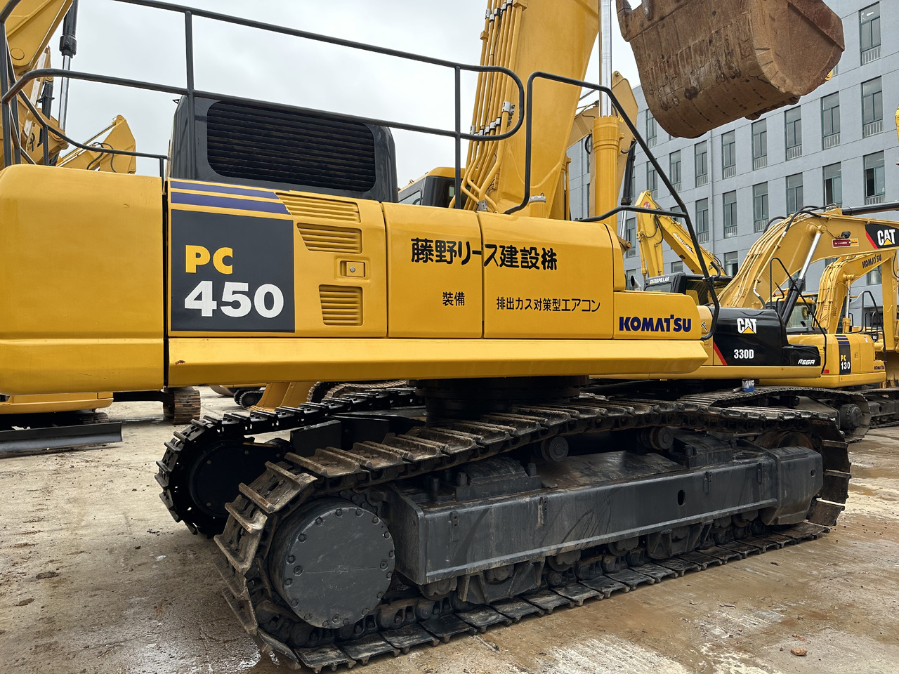 Komatsu pc450 - Telakaivukone: kuva Komatsu pc450 - Telakaivukone Komatsu pc450 - Telakaivukone: kuva Komatsu pc450 - Telakaivukone