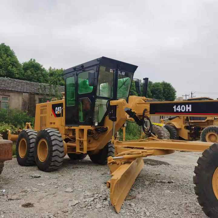 Used CAT 140H Motor Grader From Japan with Excellent Performance Caterpillar 140h in Good Condition for Sale - Tiehöylä: kuva Used CAT 140H Motor Grader From Japan with Excellent Performance Caterpillar 140h in Good Condition for Sale - Tiehöylä Used CAT 140H Motor Grader From Japan with Excellent Performance Caterpillar 140h in Good Condition for Sale - Tiehöylä: kuva Used CAT 140H Motor Grader From Japan with Excellent Performance Caterpillar 140h in Good Condition for Sale - Tiehöylä