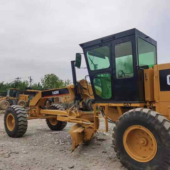 Used CAT 140H Motor Grader From Japan with Excellent Performance Caterpillar 140h in Good Condition for Sale - Tiehöylä: kuva Used CAT 140H Motor Grader From Japan with Excellent Performance Caterpillar 140h in Good Condition for Sale - Tiehöylä Used CAT 140H Motor Grader From Japan with Excellent Performance Caterpillar 140h in Good Condition for Sale - Tiehöylä: kuva Used CAT 140H Motor Grader From Japan with Excellent Performance Caterpillar 140h in Good Condition for Sale - Tiehöylä