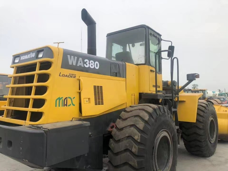 Used komatsu 380-3 - Kuormaaja: kuva used komatsu 380-3 - Kuormaaja Used komatsu 380-3 - Kuormaaja: kuva used komatsu 380-3 - Kuormaaja