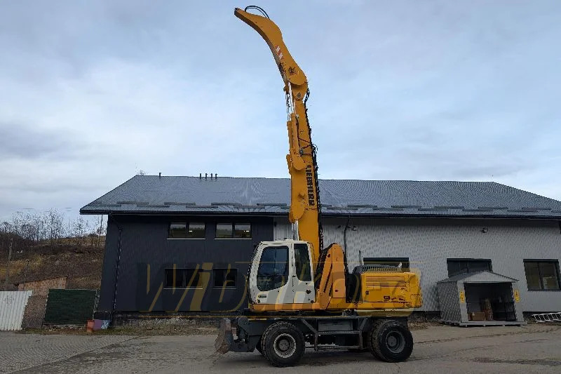 Liebherr A924C - Materiaalinkäsittelykone: kuva Liebherr A924C - Materiaalinkäsittelykone Liebherr A924C - Materiaalinkäsittelykone: kuva Liebherr A924C - Materiaalinkäsittelykone