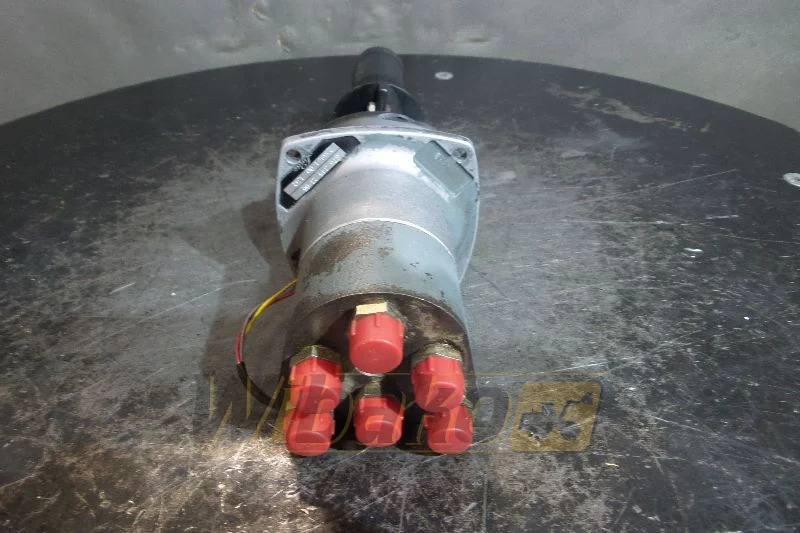 Linde 6763452366 22686100L92 - Hydrauliventtiili - Rakennuskoneet: kuva Linde 6763452366 22686100L92 - Hydrauliventtiili - Rakennuskoneet Linde 6763452366 22686100L92 - Hydrauliventtiili - Rakennuskoneet: kuva Linde 6763452366 22686100L92 - Hydrauliventtiili - Rakennuskoneet