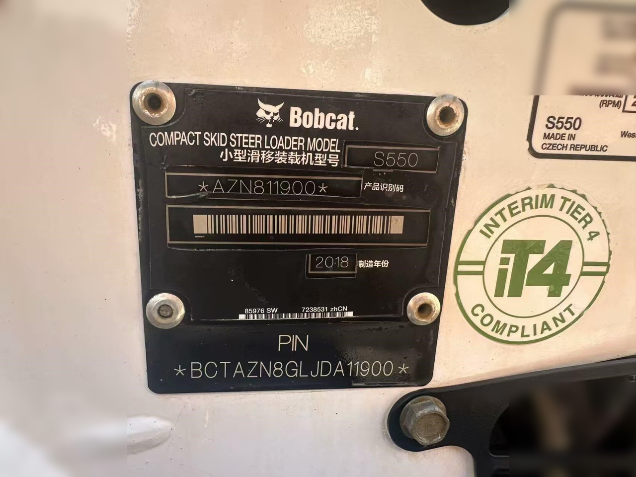 BOBCAT S550 - Liukuohjattu kuormaaja: kuva BOBCAT S550 - Liukuohjattu kuormaaja BOBCAT S550 - Liukuohjattu kuormaaja: kuva BOBCAT S550 - Liukuohjattu kuormaaja