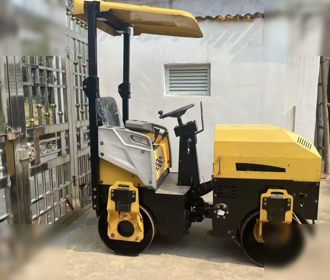 BOMAG BW80AD-3 - Jyrä: kuva BOMAG BW80AD-3 - Jyrä BOMAG BW80AD-3 - Jyrä: kuva BOMAG BW80AD-3 - Jyrä