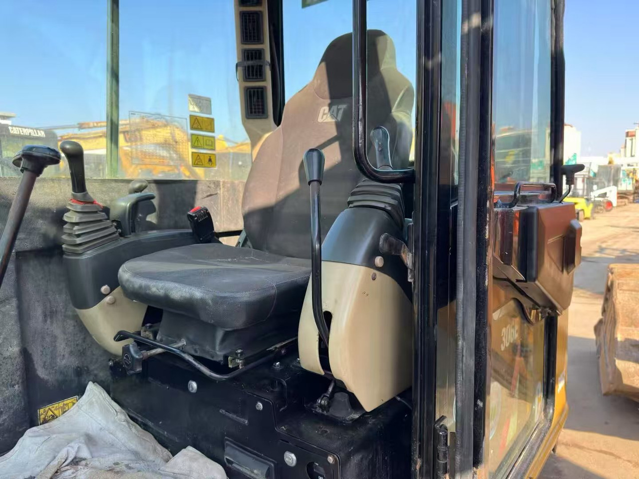 Leasing CATERPILLAR 306E CATERPILLAR 306E: kuva Leasing CATERPILLAR 306E CATERPILLAR 306E