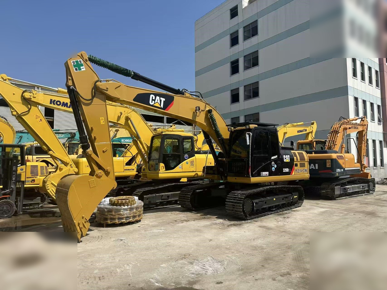 CATERPILLAR 320D2L - Telakaivukone: kuva CATERPILLAR 320D2L - Telakaivukone CATERPILLAR 320D2L - Telakaivukone: kuva CATERPILLAR 320D2L - Telakaivukone