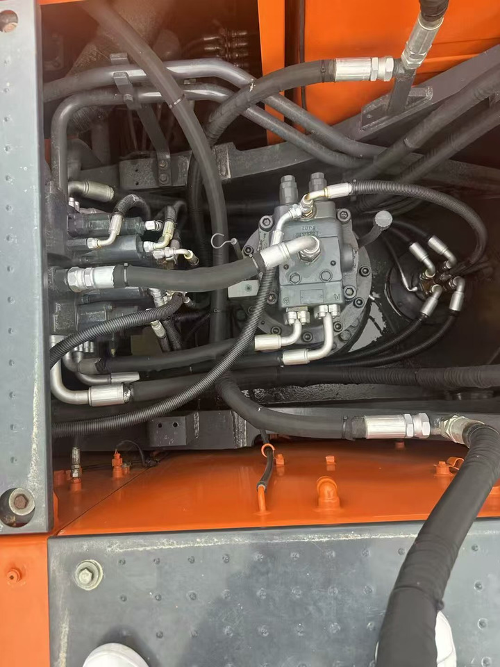 Doosan DX225LC-9C - Telakaivukone: kuva Doosan DX225LC-9C - Telakaivukone Doosan DX225LC-9C - Telakaivukone: kuva Doosan DX225LC-9C - Telakaivukone