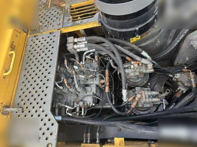 VOLVO EC480D - Telakaivukone: kuva VOLVO EC480D - Telakaivukone VOLVO EC480D - Telakaivukone: kuva VOLVO EC480D - Telakaivukone