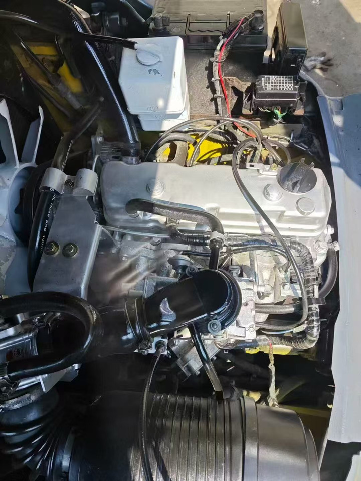 Komatsu FD50 - Dieseltrukki: kuva komatsu FD50 - Dieseltrukki Komatsu FD50 - Dieseltrukki: kuva komatsu FD50 - Dieseltrukki