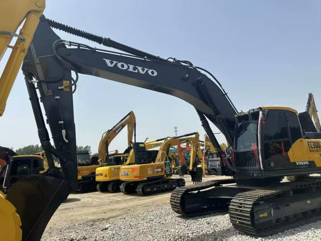 Telakaivukone volvo EC300: kuva Telakaivukone volvo EC300
