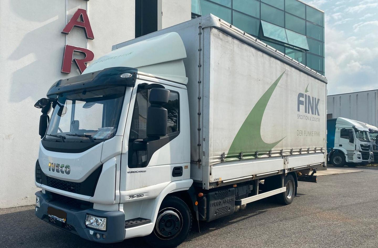 IVECO EUROCARGO 75E19 EURO 6 2018 - Pressukapelli kuorma-auto: kuva  IVECO EUROCARGO 75E19 EURO 6 2018 - Pressukapelli kuorma-auto IVECO EUROCARGO 75E19 EURO 6 2018 - Pressukapelli kuorma-auto: kuva  IVECO EUROCARGO 75E19 EURO 6 2018 - Pressukapelli kuorma-auto