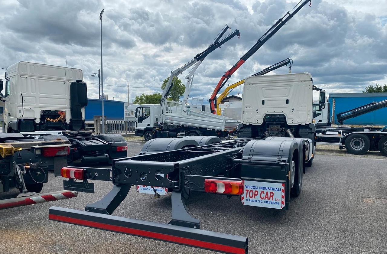 MERCEDES ANTOS 25.40 MOTRICE 3 ASSI TELAIO - Kuorma-auto alusta: kuva MERCEDES ANTOS 25.40 MOTRICE 3 ASSI TELAIO - Kuorma-auto alusta MERCEDES ANTOS 25.40 MOTRICE 3 ASSI TELAIO - Kuorma-auto alusta: kuva MERCEDES ANTOS 25.40 MOTRICE 3 ASSI TELAIO - Kuorma-auto alusta