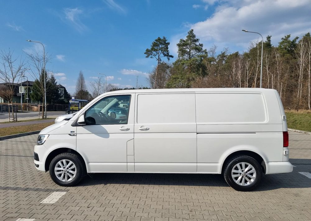 Volkswagen Transporter - Pieni pakettiauto: kuva Volkswagen Transporter - Pieni pakettiauto Volkswagen Transporter - Pieni pakettiauto: kuva Volkswagen Transporter - Pieni pakettiauto