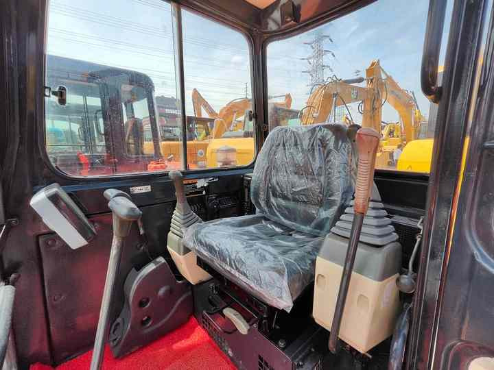 90% New Mini Excavator Doosan DH55, 5-Ton Mini Used Doosan Excavator with Low Price and Good Quality - Minikuormaaja: kuva 90% New Mini Excavator Doosan DH55, 5-Ton Mini Used Doosan Excavator with Low Price and Good Quality - Minikuormaaja 90% New Mini Excavator Doosan DH55, 5-Ton Mini Used Doosan Excavator with Low Price and Good Quality - Minikuormaaja: kuva 90% New Mini Excavator Doosan DH55, 5-Ton Mini Used Doosan Excavator with Low Price and Good Quality - Minikuormaaja