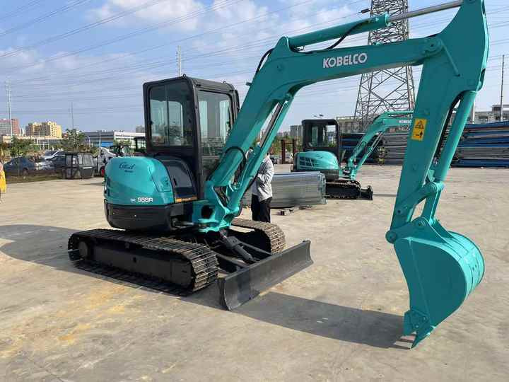 Affordable Kobelco SK55SR Used Excavator | Complete Customs Docs & Invoice Included - Telakaivukone: kuva Affordable Kobelco SK55SR Used Excavator | Complete Customs Docs & Invoice Included - Telakaivukone Affordable Kobelco SK55SR Used Excavator | Complete Customs Docs & Invoice Included - Telakaivukone: kuva Affordable Kobelco SK55SR Used Excavator | Complete Customs Docs & Invoice Included - Telakaivukone
