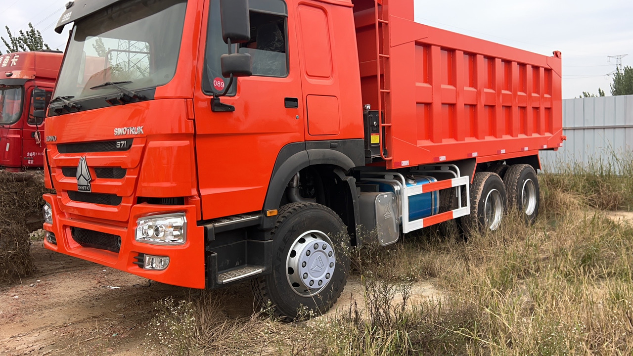 Howo 371 hp dump truck good price in stock - Pressukapelli kuorma-auto: kuva Howo 371 hp dump truck good price in stock - Pressukapelli kuorma-auto Howo 371 hp dump truck good price in stock - Pressukapelli kuorma-auto: kuva Howo 371 hp dump truck good price in stock - Pressukapelli kuorma-auto