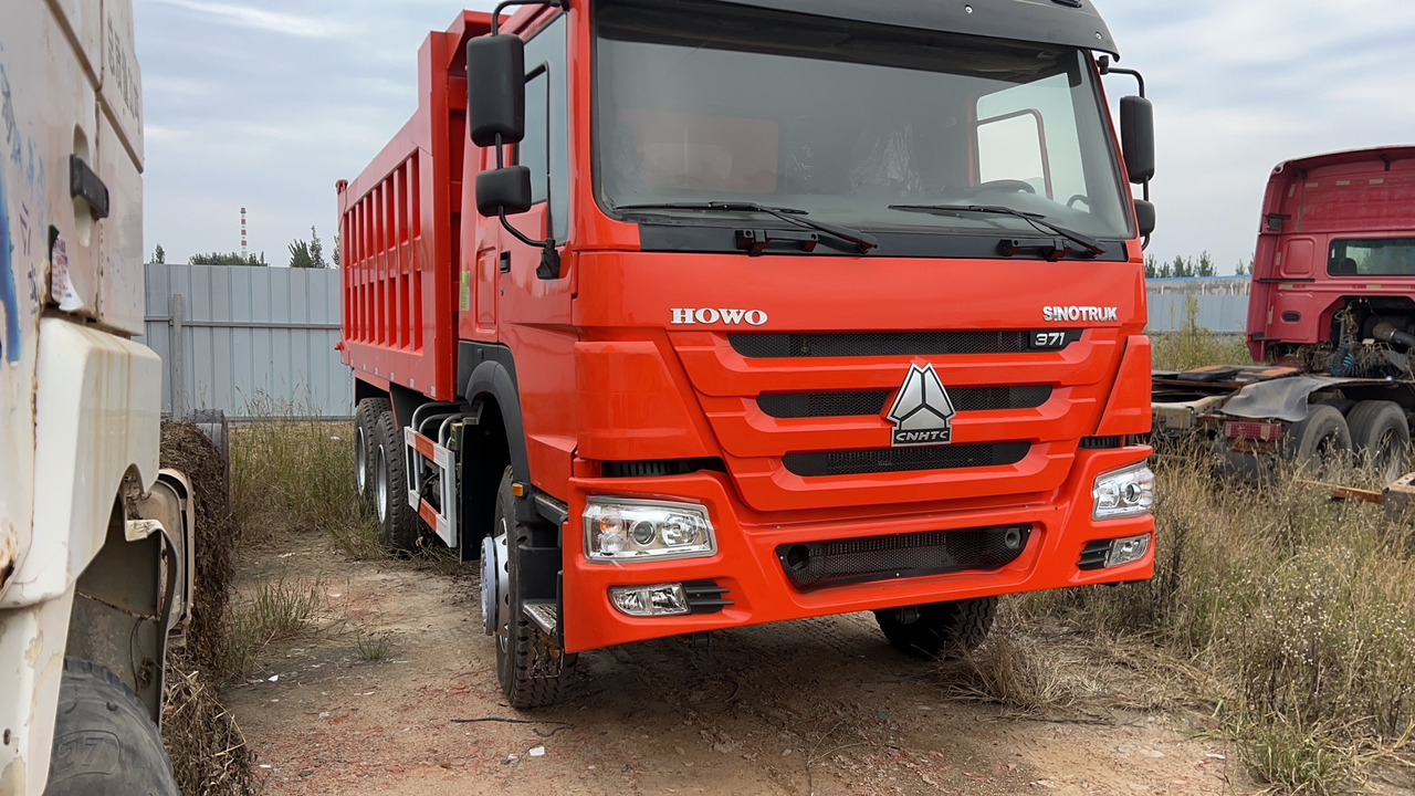 Howo 371 hp dump truck good price in stock - Pressukapelli kuorma-auto: kuva Howo 371 hp dump truck good price in stock - Pressukapelli kuorma-auto Howo 371 hp dump truck good price in stock - Pressukapelli kuorma-auto: kuva Howo 371 hp dump truck good price in stock - Pressukapelli kuorma-auto