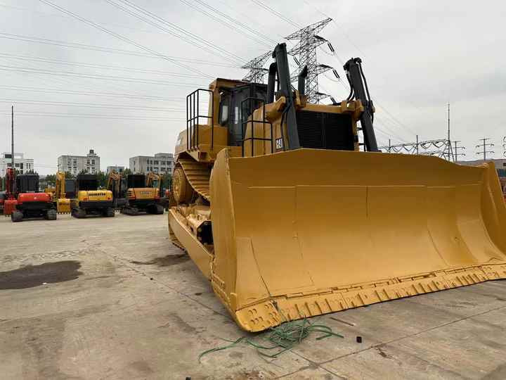USED ORIGINAL CAT D10r Large Bulldozer for Sale Spot Cat D10 Bulldozer Cat D5 D6 D7 D10 Bulldozer in China - Puskutraktori: kuva USED ORIGINAL CAT D10r Large Bulldozer for Sale Spot Cat D10 Bulldozer Cat D5 D6 D7 D10 Bulldozer in China - Puskutraktori USED ORIGINAL CAT D10r Large Bulldozer for Sale Spot Cat D10 Bulldozer Cat D5 D6 D7 D10 Bulldozer in China - Puskutraktori: kuva USED ORIGINAL CAT D10r Large Bulldozer for Sale Spot Cat D10 Bulldozer Cat D5 D6 D7 D10 Bulldozer in China - Puskutraktori