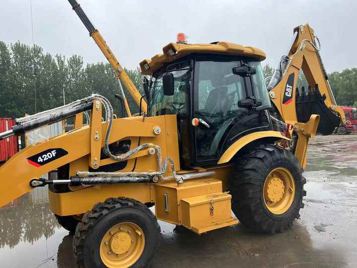Used Wheel Loader CAT420F Caterpillar 420F Construction Machinery Mini Wheel Skid Steer Loader in Stock - Kaivuri-trukki: kuva Used Wheel Loader CAT420F Caterpillar 420F Construction Machinery Mini Wheel Skid Steer Loader in Stock - Kaivuri-trukki Used Wheel Loader CAT420F Caterpillar 420F Construction Machinery Mini Wheel Skid Steer Loader in Stock - Kaivuri-trukki: kuva Used Wheel Loader CAT420F Caterpillar 420F Construction Machinery Mini Wheel Skid Steer Loader in Stock - Kaivuri-trukki