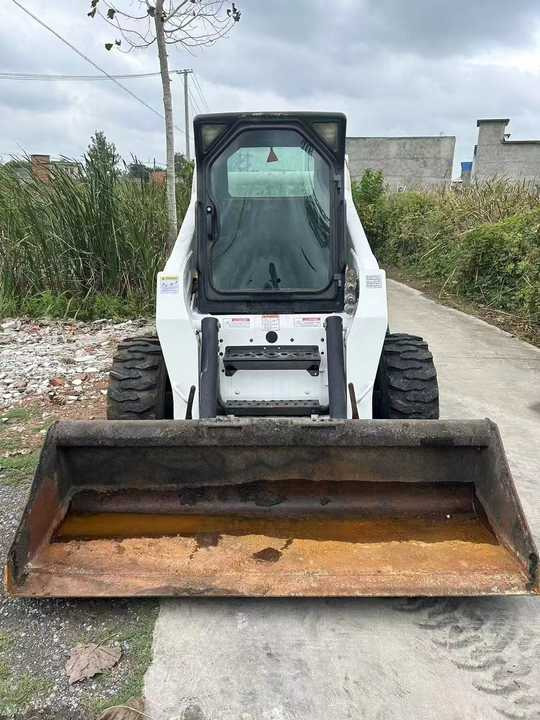 Very Good Machine Used Skid Wheel Loader Bobcat S300 for Sale - Liukuohjattu kuormaaja: kuva Very Good Machine Used Skid Wheel Loader Bobcat S300 for Sale - Liukuohjattu kuormaaja Very Good Machine Used Skid Wheel Loader Bobcat S300 for Sale - Liukuohjattu kuormaaja: kuva Very Good Machine Used Skid Wheel Loader Bobcat S300 for Sale - Liukuohjattu kuormaaja