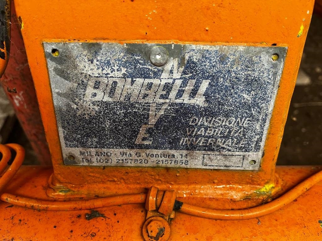 BOMBELLI LAMA 3 MT - Lumiaura - Maatalouskoneet: kuva BOMBELLI LAMA 3 MT - Lumiaura - Maatalouskoneet BOMBELLI LAMA 3 MT - Lumiaura - Maatalouskoneet: kuva BOMBELLI LAMA 3 MT - Lumiaura - Maatalouskoneet