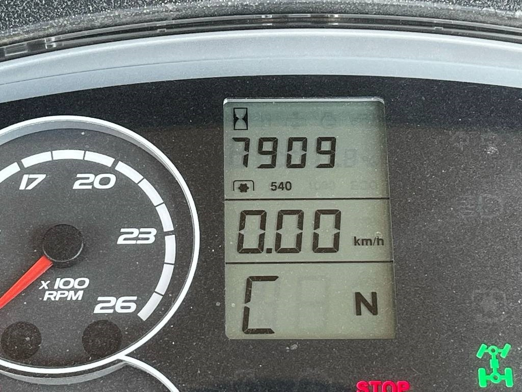 Claas Arion 420  - Traktori: kuva Claas Arion 420  - Traktori Claas Arion 420  - Traktori: kuva Claas Arion 420  - Traktori