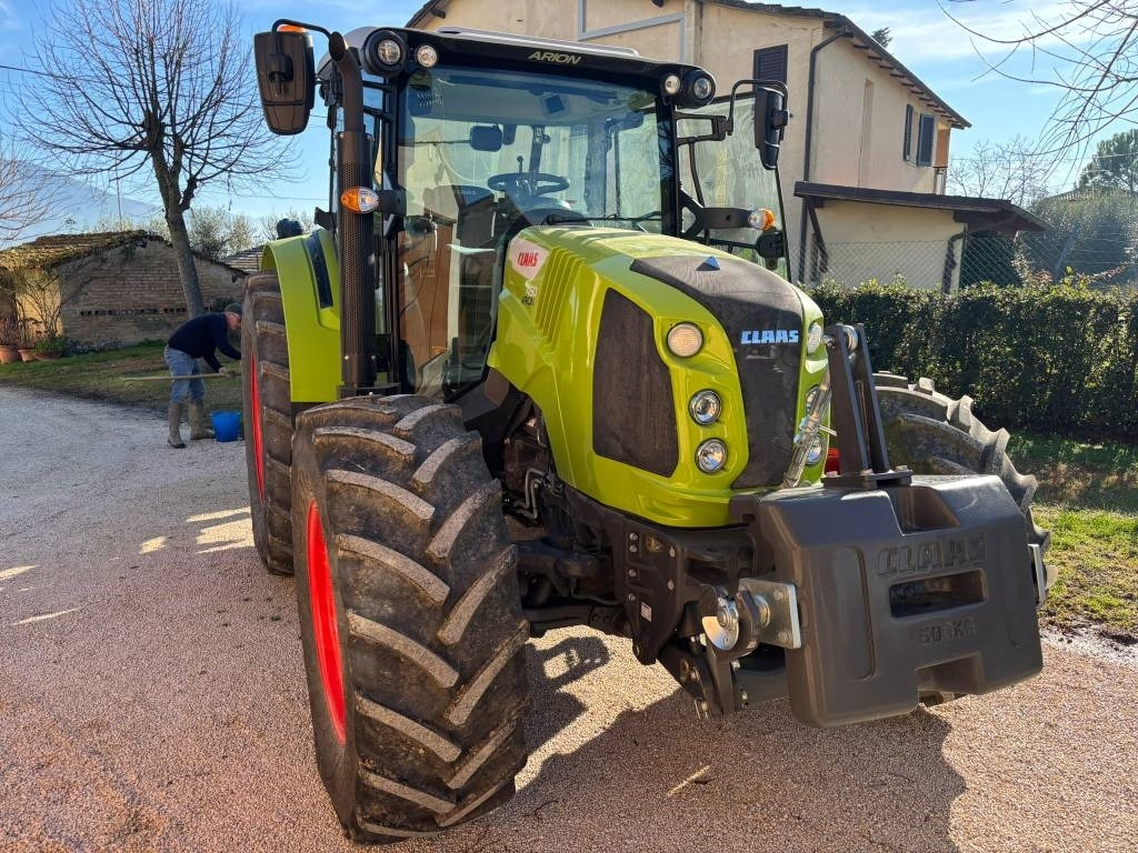 Claas Arion 450 - Traktori: kuva Claas Arion 450 - Traktori Claas Arion 450 - Traktori: kuva Claas Arion 450 - Traktori