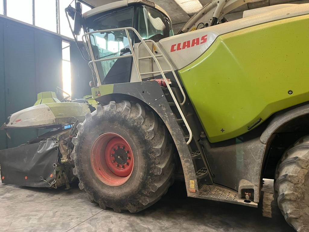 Claas Jaguar 970 - Itsekulkeva silppuri: kuva Claas Jaguar 970 - Itsekulkeva silppuri Claas Jaguar 970 - Itsekulkeva silppuri: kuva Claas Jaguar 970 - Itsekulkeva silppuri
