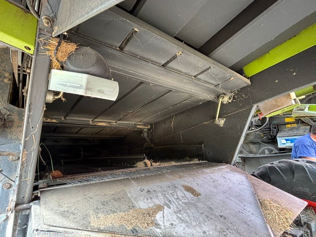 Claas Lexion 530 Montana - Leikkuupuimuri: kuva Claas Lexion 530 Montana - Leikkuupuimuri Claas Lexion 530 Montana - Leikkuupuimuri: kuva Claas Lexion 530 Montana - Leikkuupuimuri