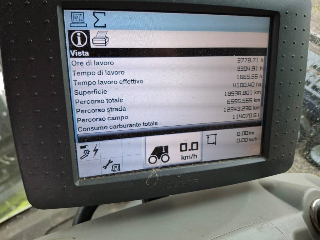 Claas Lexion 740 - Leikkuupuimuri: kuva Claas Lexion 740 - Leikkuupuimuri Claas Lexion 740 - Leikkuupuimuri: kuva Claas Lexion 740 - Leikkuupuimuri