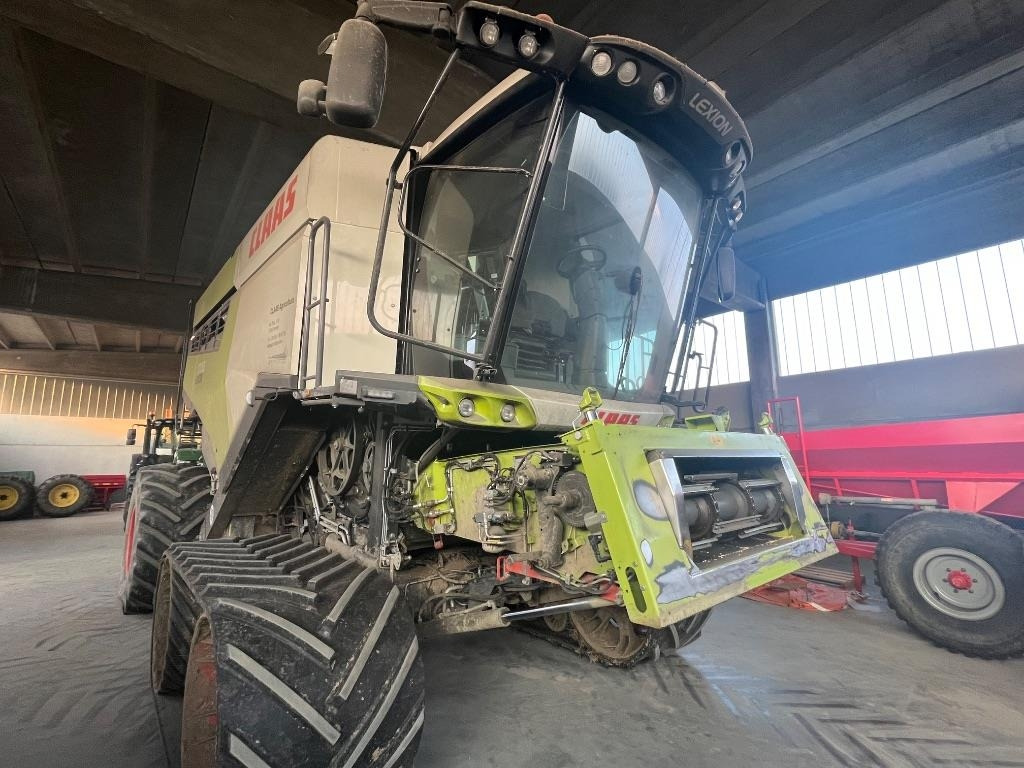 Leasing Claas Lexion 7700 TT RISO  Claas Lexion 7700 TT RISO: kuva Leasing Claas Lexion 7700 TT RISO  Claas Lexion 7700 TT RISO