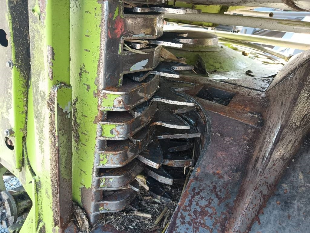 Claas Orbis 900 - Heinäkone: kuva Claas Orbis 900 - Heinäkone Claas Orbis 900 - Heinäkone: kuva Claas Orbis 900 - Heinäkone