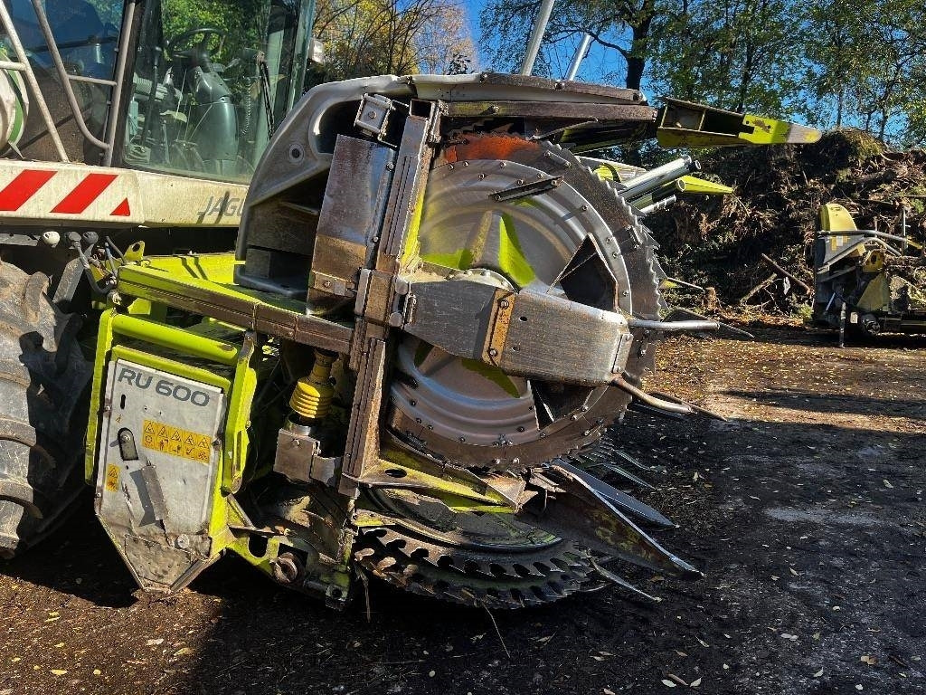 Claas RU 600 - Itsekulkeva silppuri: kuva Claas RU 600 - Itsekulkeva silppuri Claas RU 600 - Itsekulkeva silppuri: kuva Claas RU 600 - Itsekulkeva silppuri