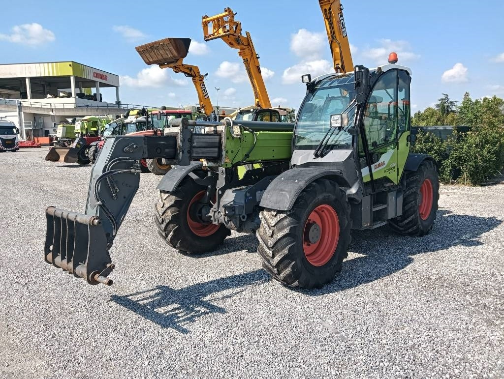 Claas Scorpion 1033 - Kurottaja: kuva Claas Scorpion 1033 - Kurottaja Claas Scorpion 1033 - Kurottaja: kuva Claas Scorpion 1033 - Kurottaja