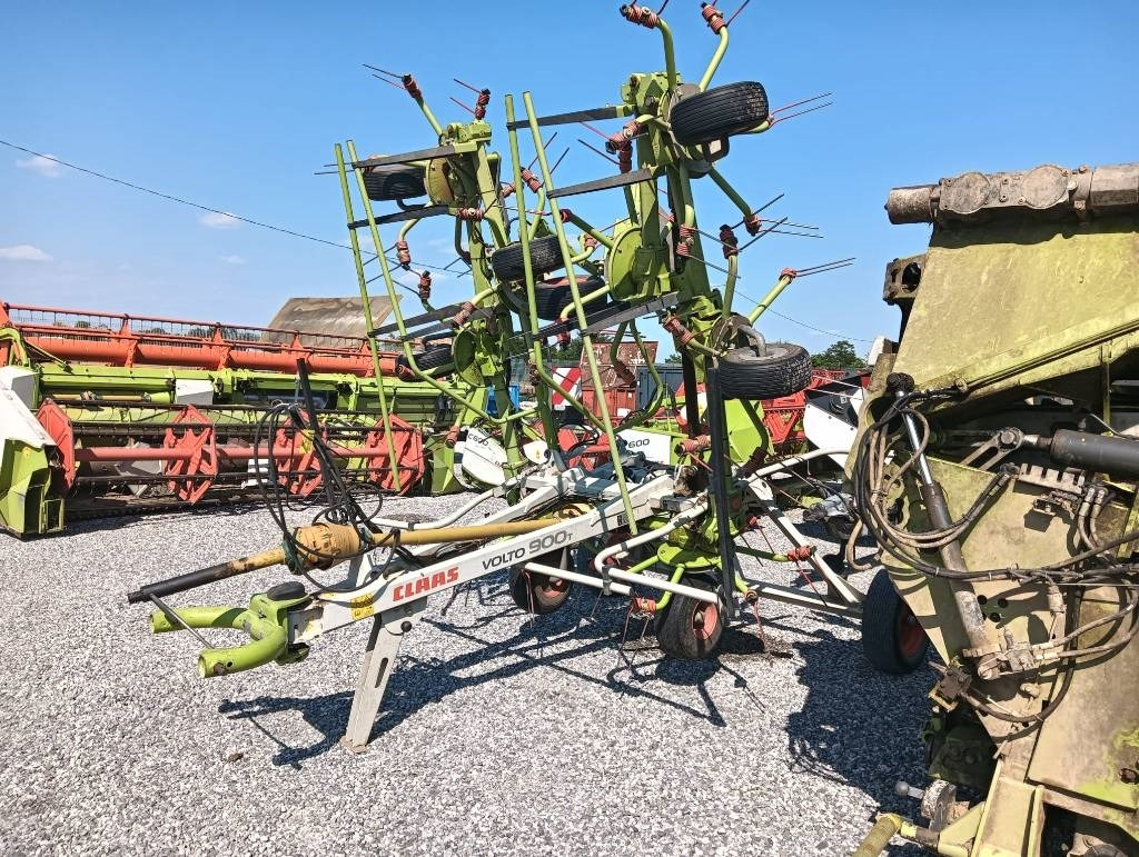 Claas Volto 900 T - Pöyhin: kuva Claas Volto 900 T - Pöyhin Claas Volto 900 T - Pöyhin: kuva Claas Volto 900 T - Pöyhin