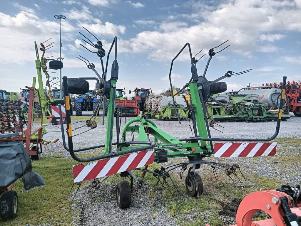 Deutz-fahr 5521  - Käärijä: kuva Deutz-fahr 5521  - Käärijä Deutz-fahr 5521  - Käärijä: kuva Deutz-fahr 5521  - Käärijä