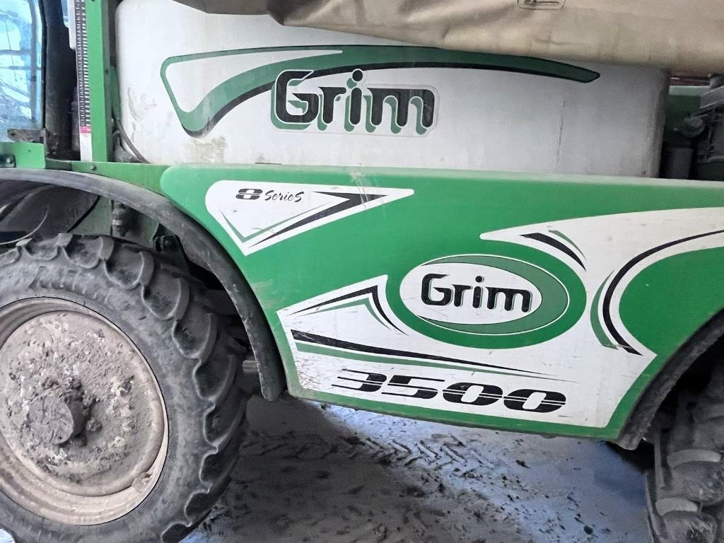 GRIM SERIE 7 M - Itsekulkeva kasvinsuojeluruisku: kuva GRIM SERIE 7 M - Itsekulkeva kasvinsuojeluruisku GRIM SERIE 7 M - Itsekulkeva kasvinsuojeluruisku: kuva GRIM SERIE 7 M - Itsekulkeva kasvinsuojeluruisku