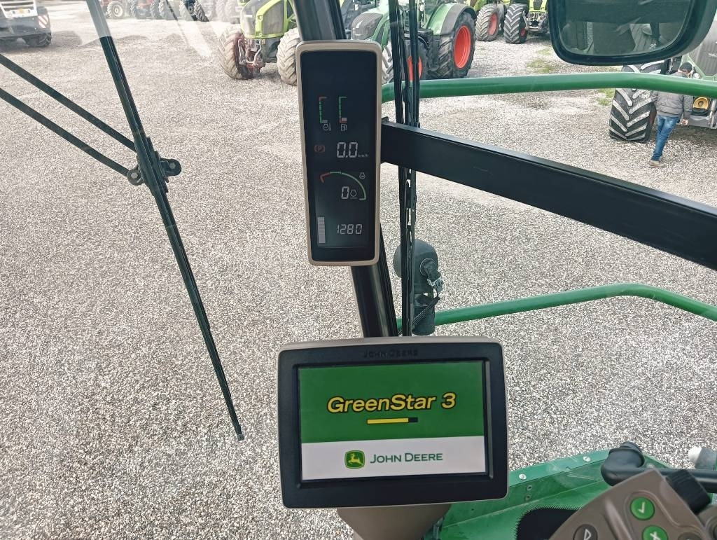 John Deere 8800 - Itsekulkeva silppuri: kuva John Deere 8800 - Itsekulkeva silppuri John Deere 8800 - Itsekulkeva silppuri: kuva John Deere 8800 - Itsekulkeva silppuri
